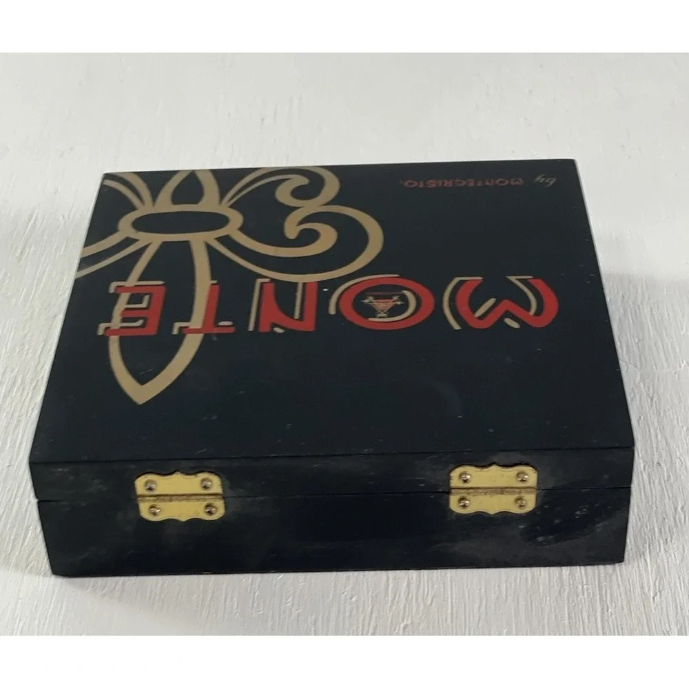 Empty Cigar Box - Cedar Wood Lined Monte By‎ Montecristo DIY collectible display